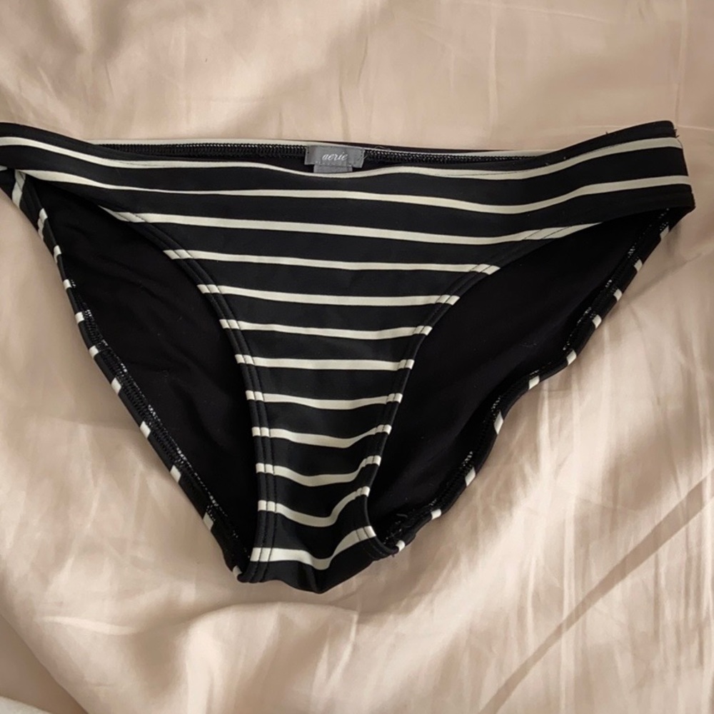 Aerie swimsuit bottoms XS